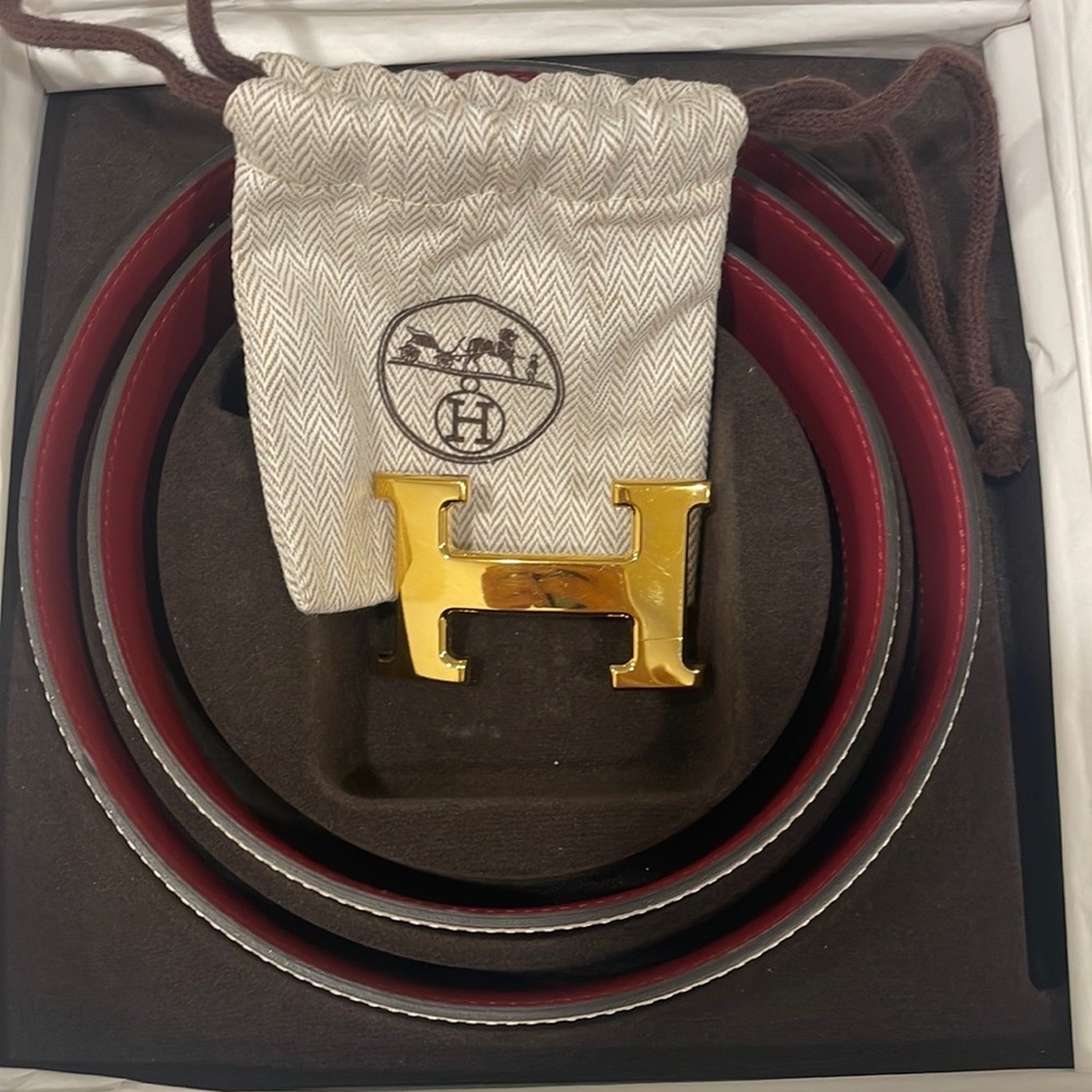 Authentic Hermes reversible belt raspberry/ off white and gold classic buckle 90